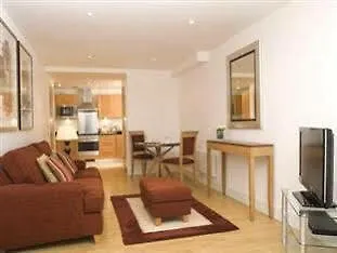 Marlin Apartments Stratford Londra
